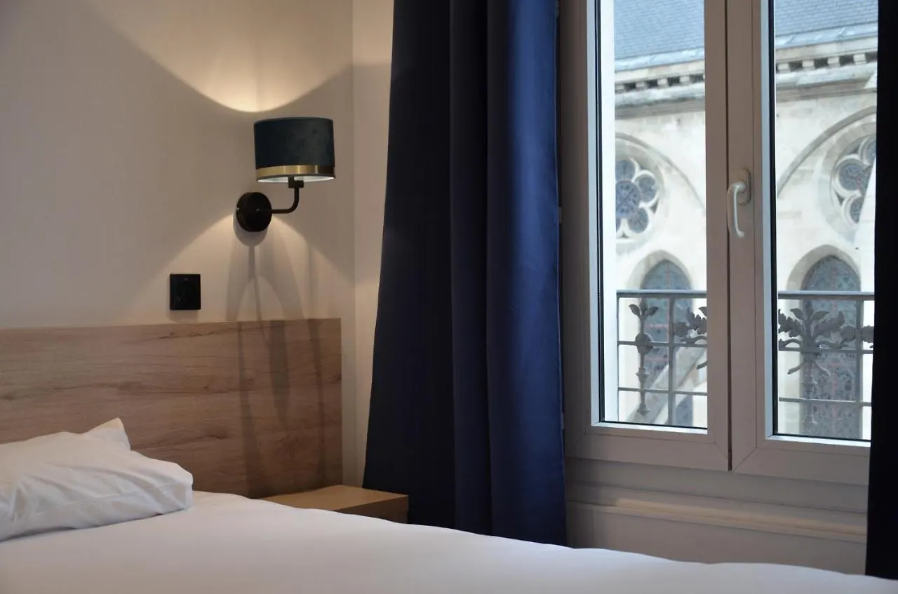 Hôtel De La Perdrix Rouge Paris